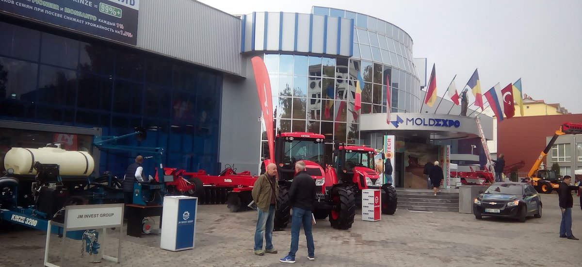 ZETOR posiluje svou pozici v Moldavsku účastí na veletrhu MOLDAGROTECH