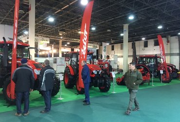 Maďarskému publiku byly během AgromashEXPO představeny traktory ZETOR v čele se silákem CRYSTALEM